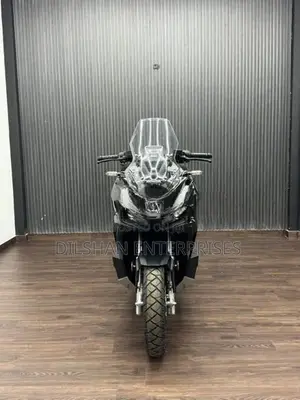 Honda ADV 160 2026