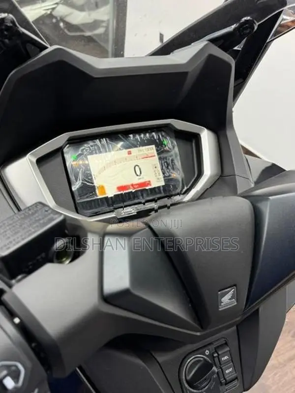 Honda Forza 250 2025