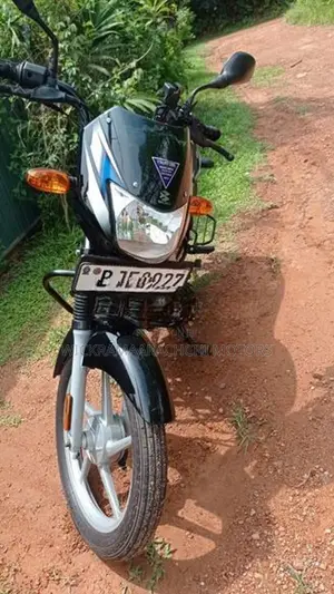 Bajaj CT100 2024