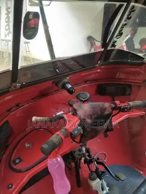 Bajaj RE 2005