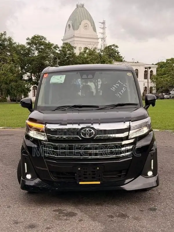 Toyota Roomy Custom G 2024