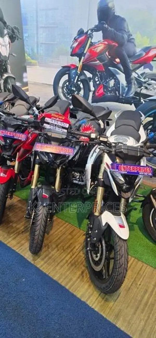 Bajaj Pulsar N160 Premium 2026
