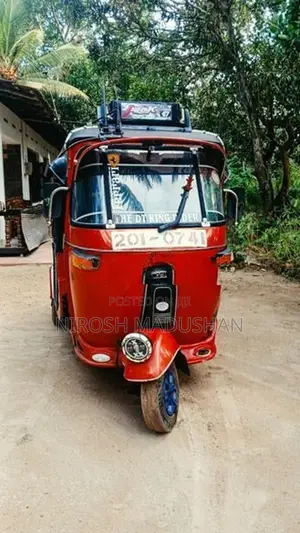 Bajaj RE 1991