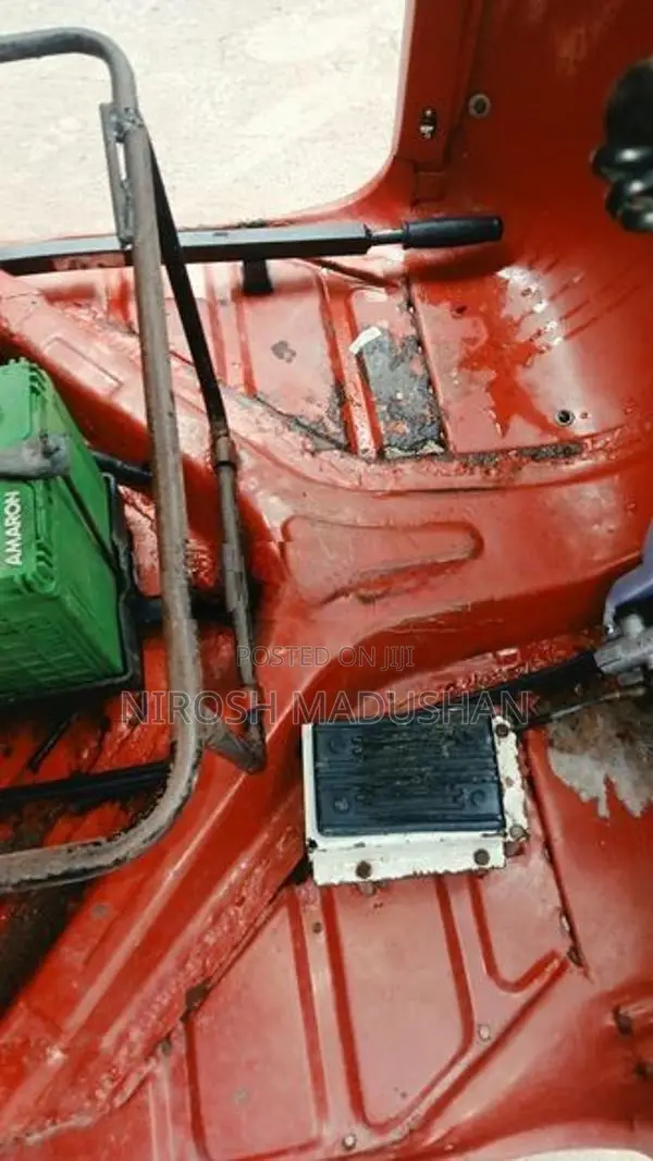Bajaj RE 1991