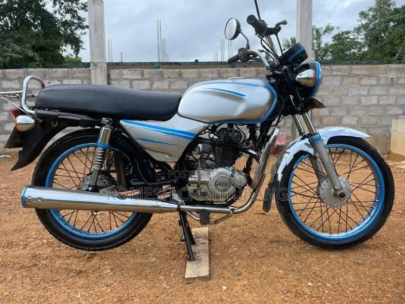 Bajaj Boxer 2003