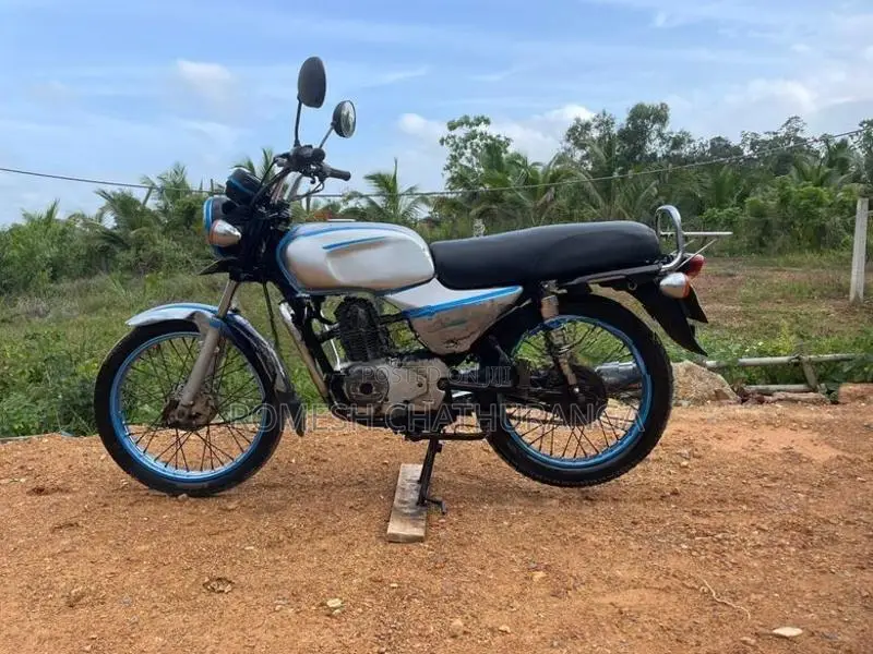 Bajaj Boxer 2003