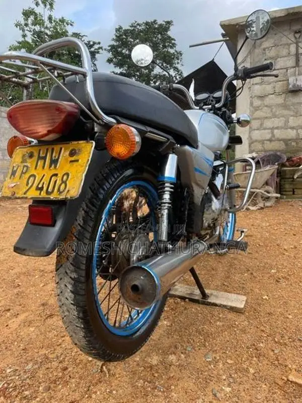 Bajaj Boxer 2003