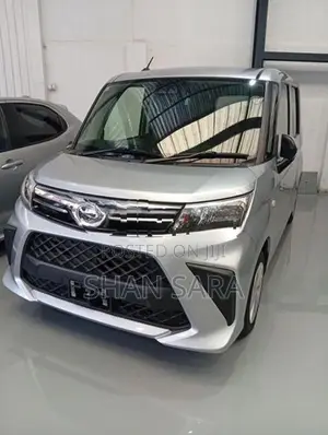 Toyota Roomy x 2023