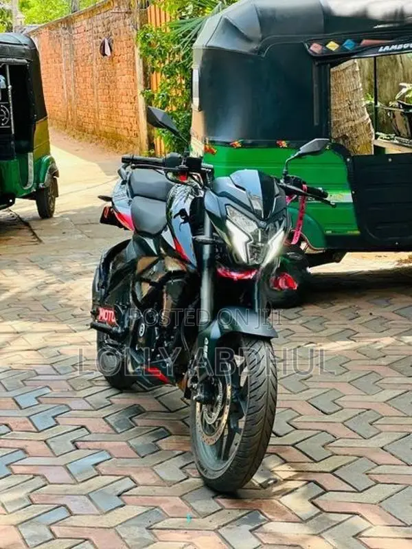 Bajaj Pulsar NS200 2026