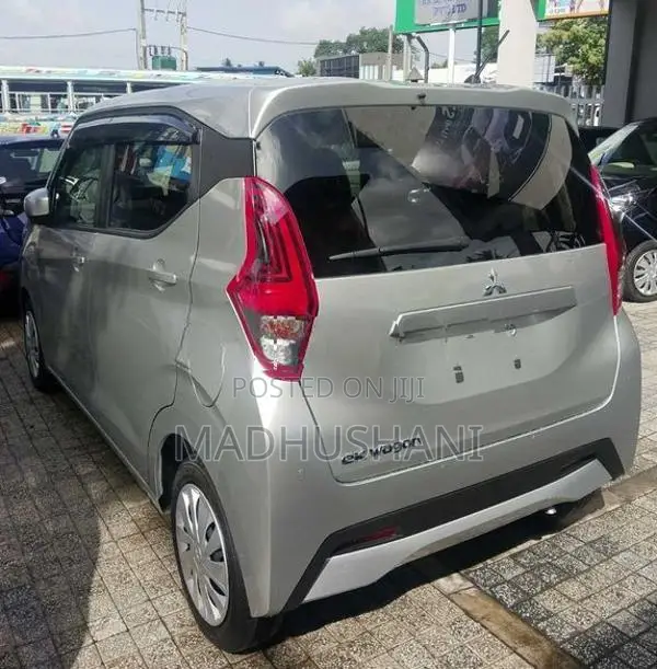 Mitsubishi eK Wagon 2023