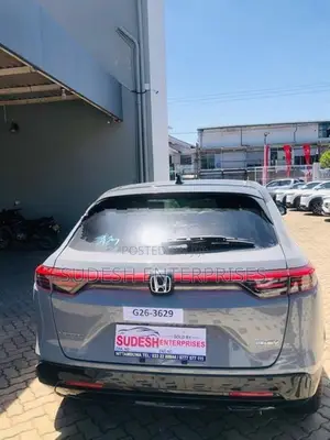 Honda Vezel Z Play Moon Roof 2026
