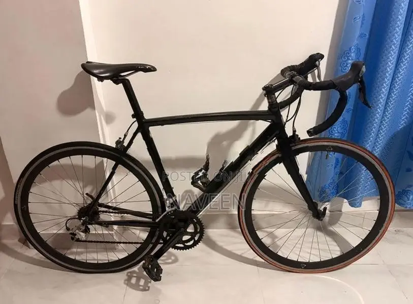 FUJI Road Bike
