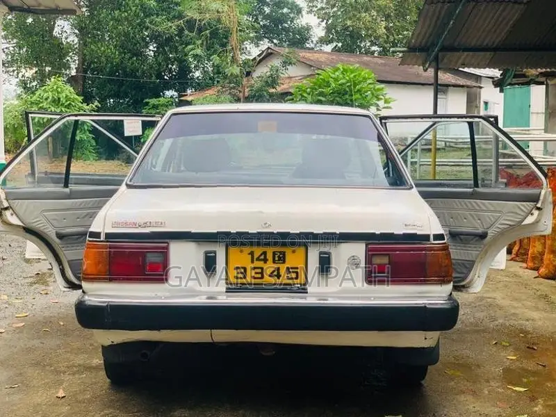Nissan Sunny 1983