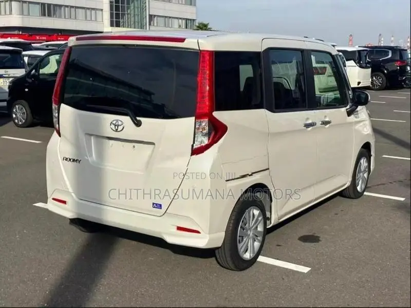 Toyota Roomy X Grade 2024
