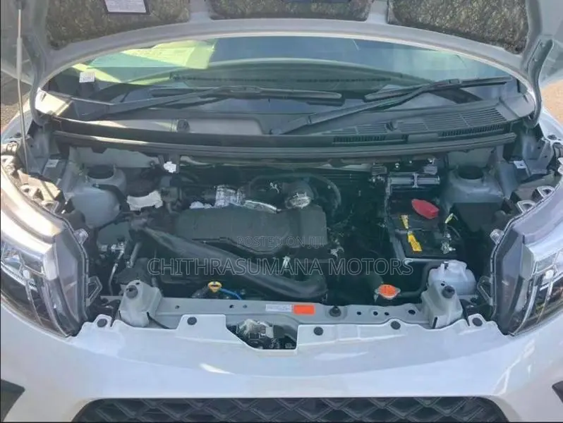 Toyota Roomy X Grade 2024