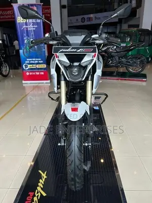 Bajaj Pulsar N160 Premium 2026