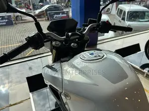 Bajaj Pulsar N160 Premium 2026