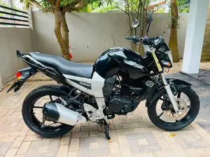 Yamaha FZ S V1 2012