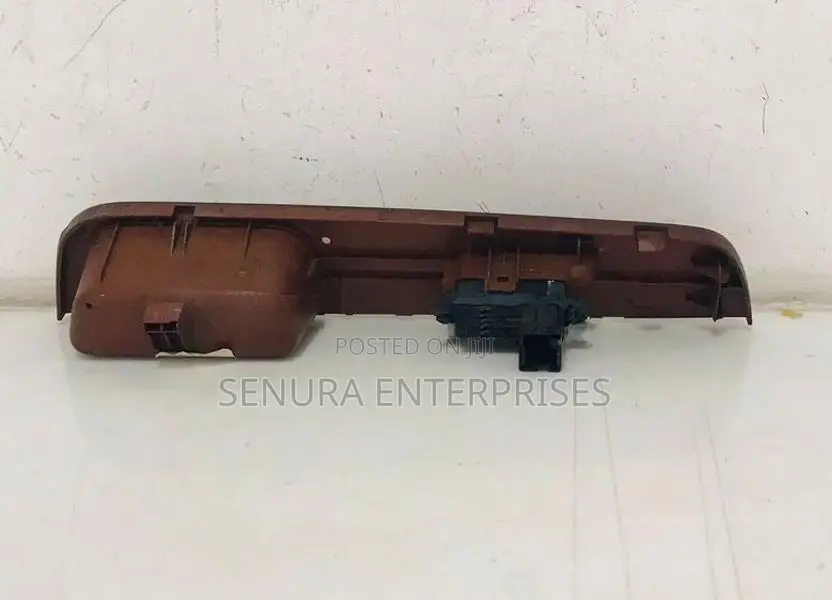 Nissan Tiida C11 Power Window Control Unit