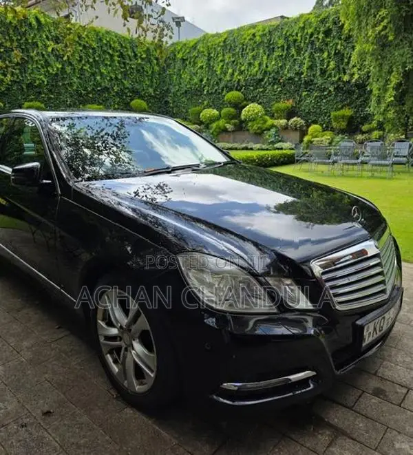 Mercedes Benz E200 2011