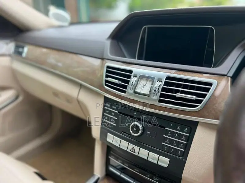 Mercedes Benz E300 2015