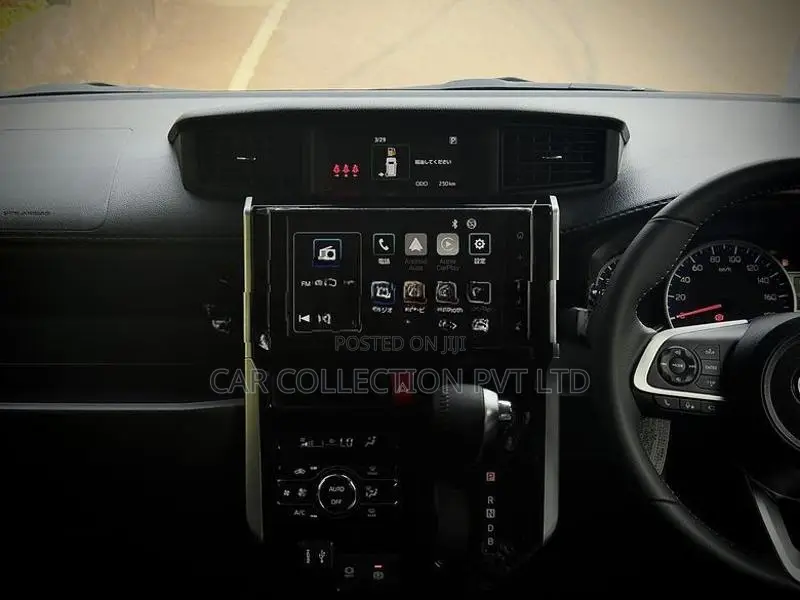 Toyota Roomy Custom G turbo 2025