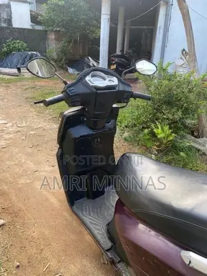 Mahindra Gusto 2015