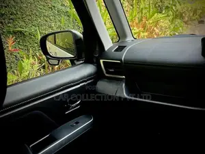 Toyota Roomy Custom G turbo 2025