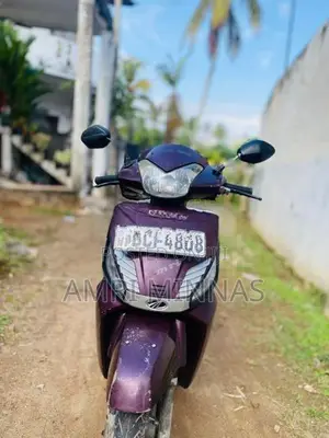 Mahindra Gusto 2015