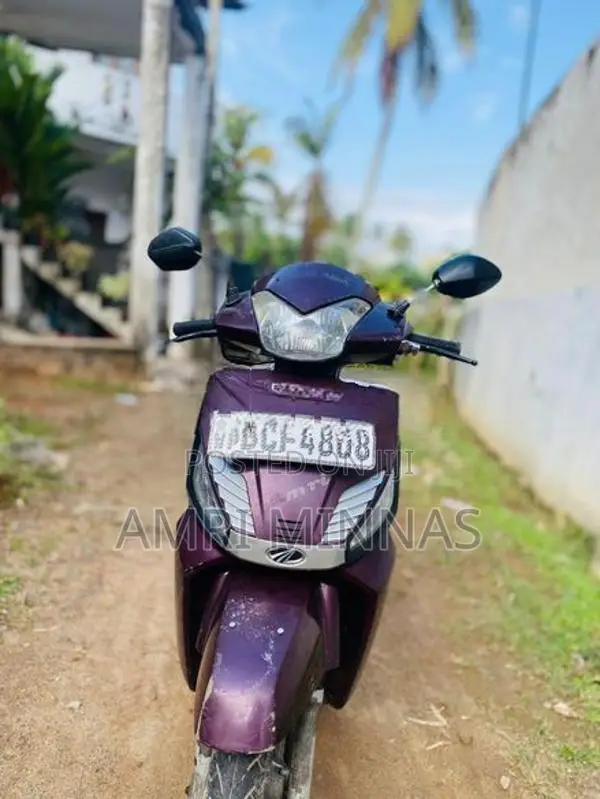 Mahindra Gusto 2015