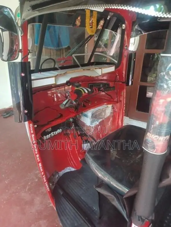 Bajaj RE QF 2907 2006