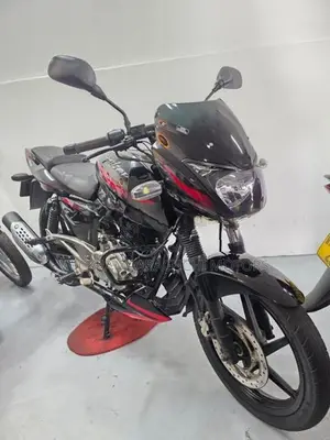 Bajaj Pulsar 180 2012