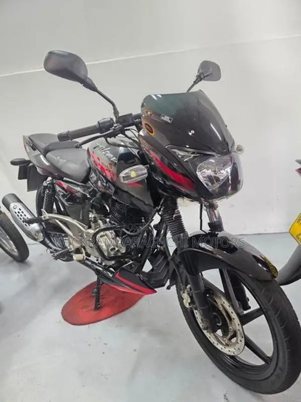 Bajaj Pulsar 180 2012