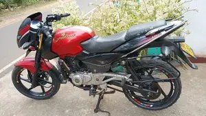 Bajaj Pulsar 180 2016