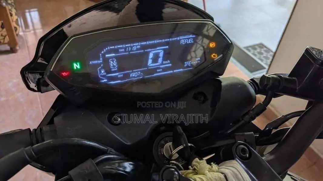 Bajaj Pulsar N160 2025