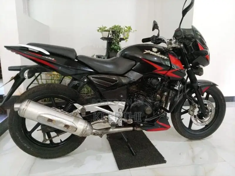 Bajaj Pulsar 200 2009