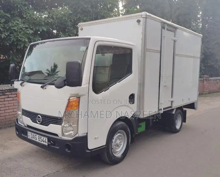 Nissan Cabstar 2016
