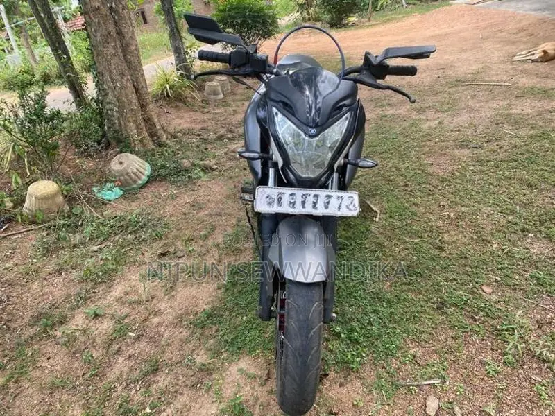 Bajaj Pulsar NS200 2017