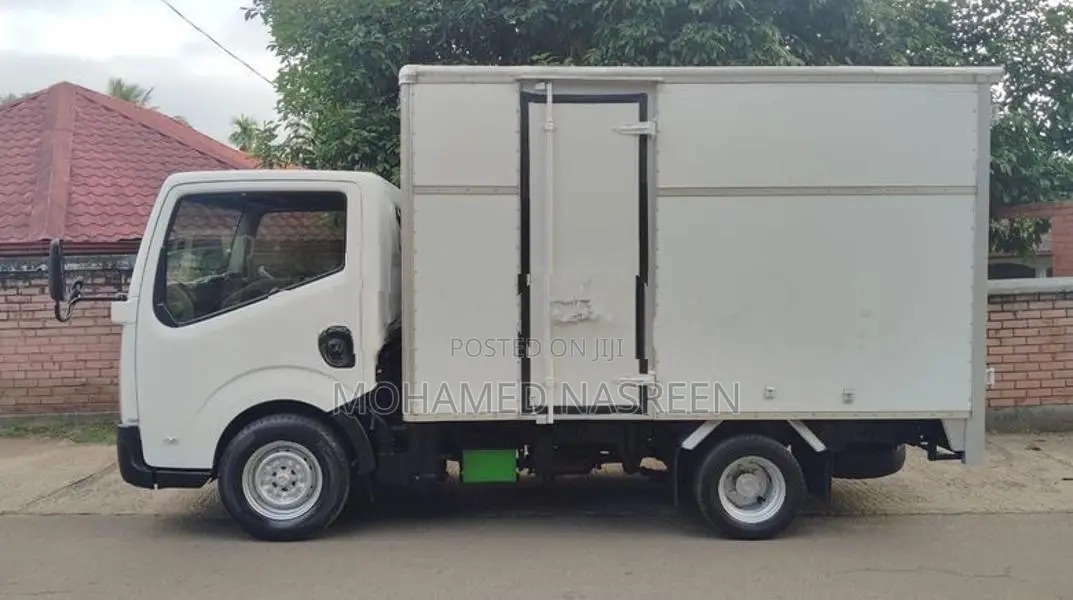 Nissan Cabstar 2016