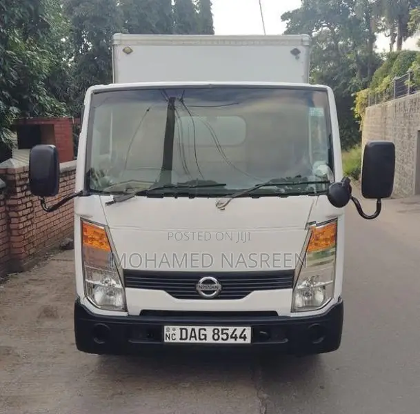 Nissan Cabstar 2016