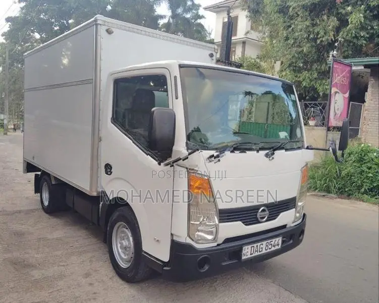 Nissan Cabstar 2016