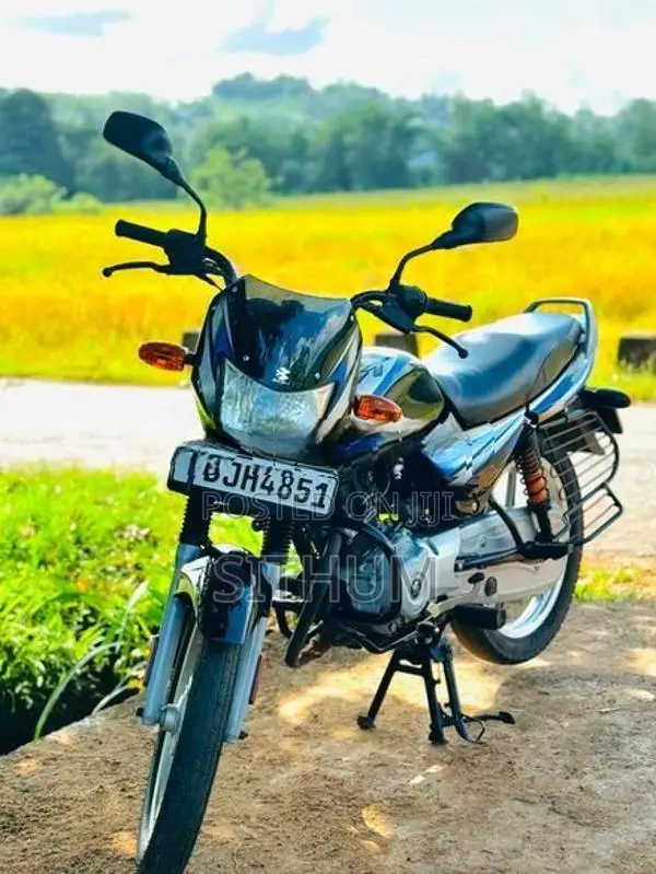 Bajaj CT100 ES 2024