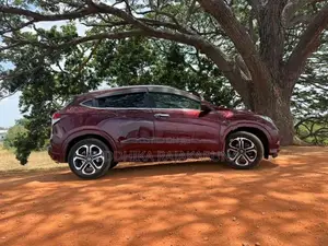 Honda Vezel 2016