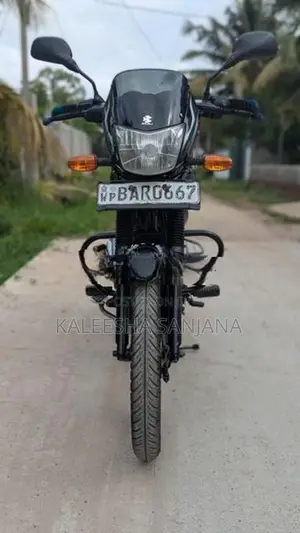 Bajaj Platina 100 100cc 2014