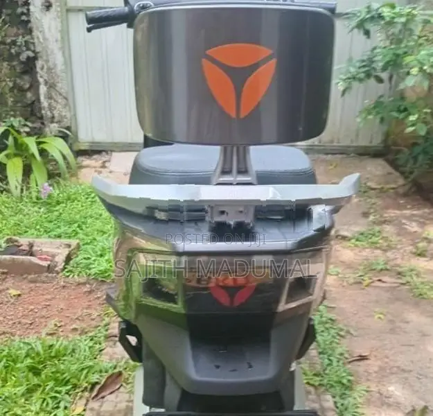 Yadea T5 2025