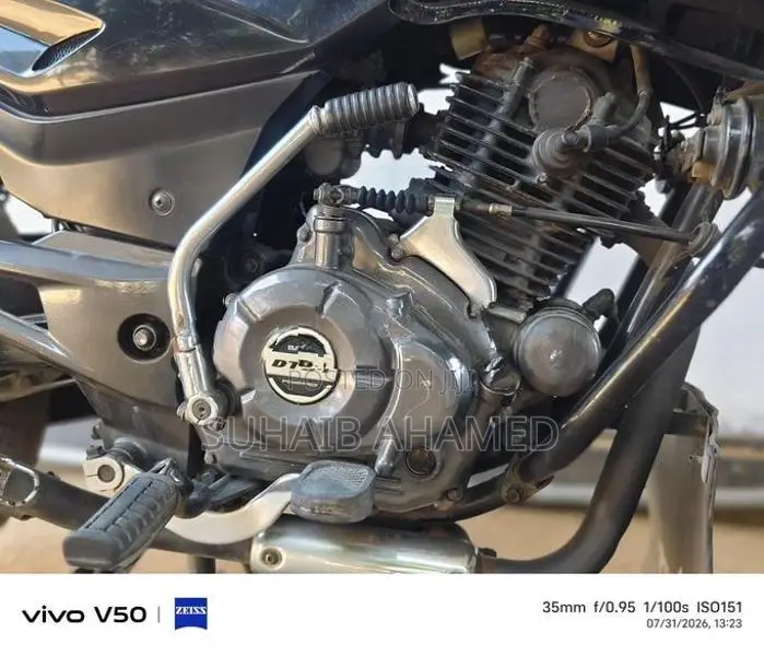 Bajaj Pulsar 150 2015