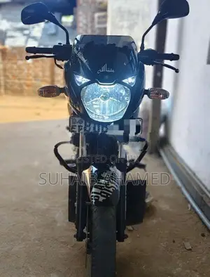 Bajaj Pulsar 150 2015