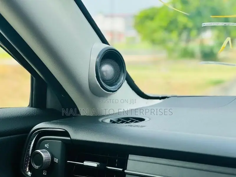Honda Vezel Z Premium 2026