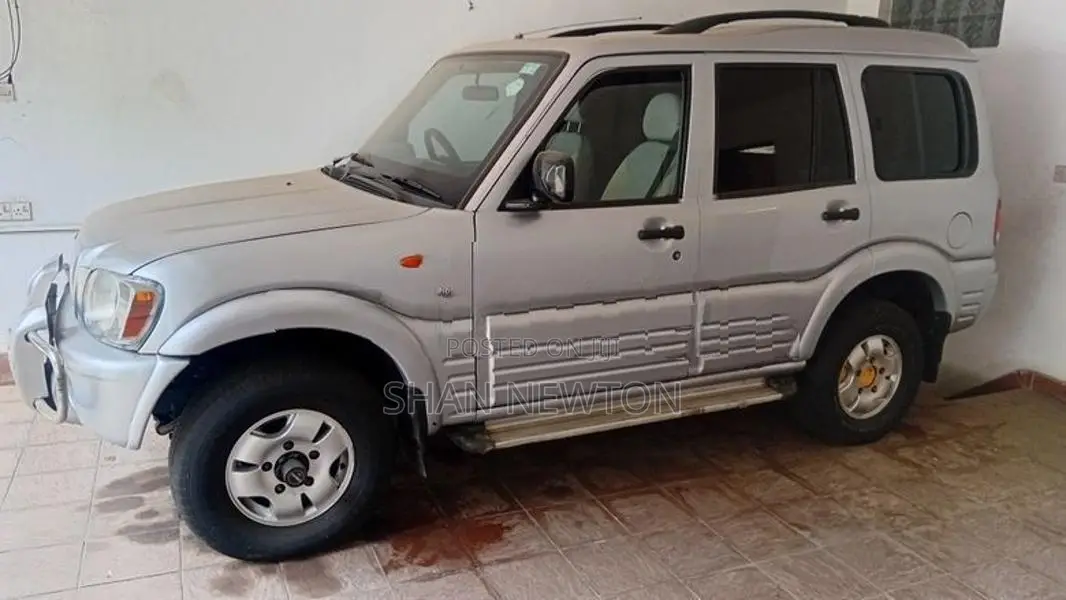 Mahindra Scorpio 2003
