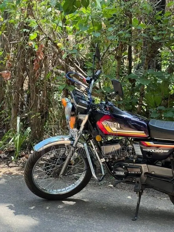Yamaha RX 100 2021